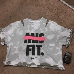Nike dyed crop tee